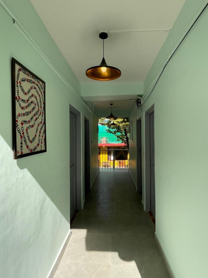 Eevolve Dharamkot - An Eco Hostel 맥그로드 간즈 외부 사진