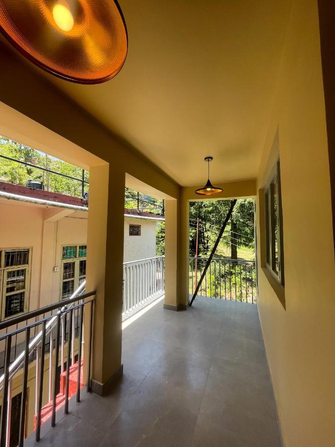 Eevolve Dharamkot - An Eco Hostel 맥그로드 간즈 외부 사진